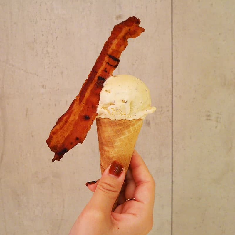 銅鑼灣甜品店 eat darling eat