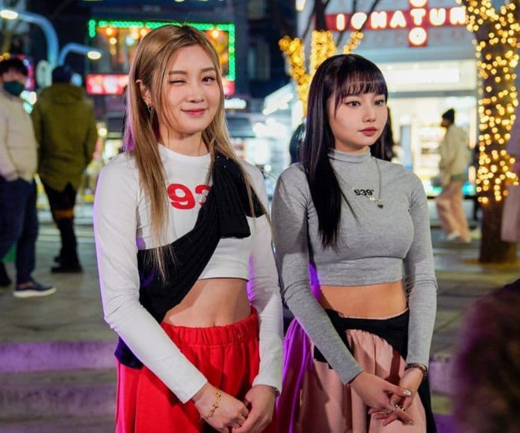 Day同Candy弘大跳舞被韓攝影師集郵  竟掀連登討論區罵戰 網民：顏值大減慘變照妖鏡