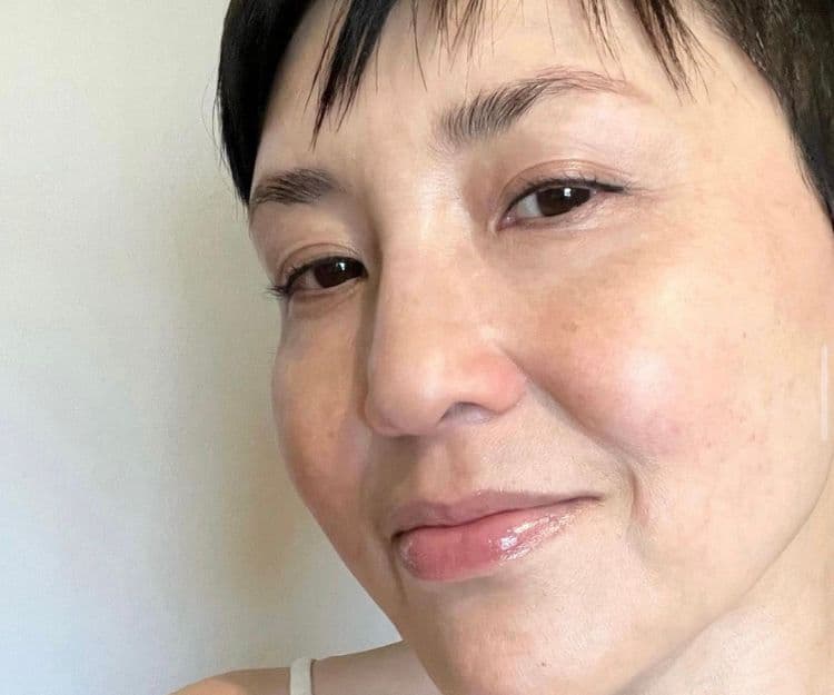 劉美君凍齡｜58歲「最型嫲嫲」靠1招5個月治癒右腿重創  零瑕美肌全靠4大天然護膚法
