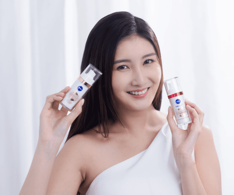 科研證實 2 星期有效改善色斑 NIVEA LUMINOUS 630 雙效淡斑透白精華 及 雙效淡斑抗皺精華 全球No.1*熱賣 擊退色斑無難度！